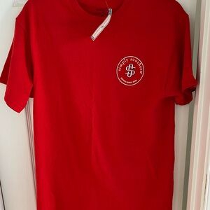 Simply Southern Classic Merry Mama Red Short Sleeve Tee NWT!!